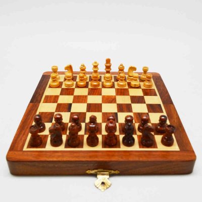 Whitewood Magnetic Chess Set